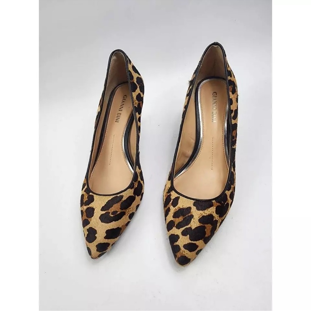 Gianni Bini Teresa leopard pumps. Super comfortable